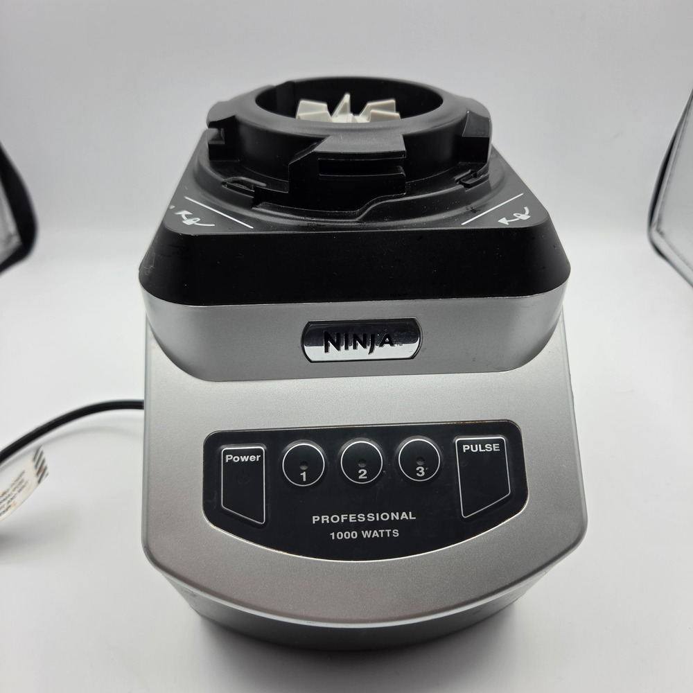 Ninja Professional Blender 1000 Watts Silver Black Base Only NJ600CO 30 Tested - Picture 2 of 6